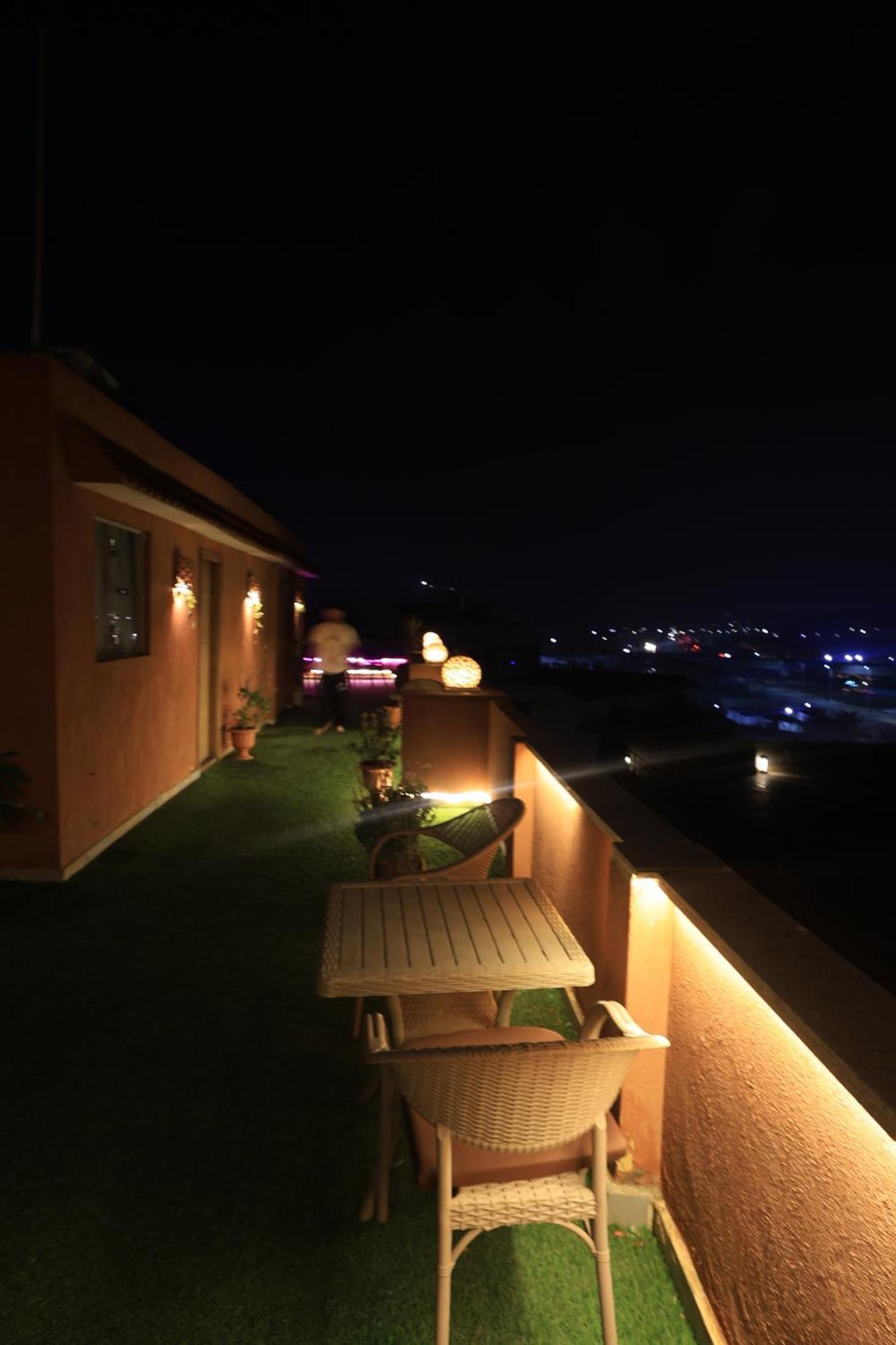 Grand Pyramids In Hotel Giza Exterior photo